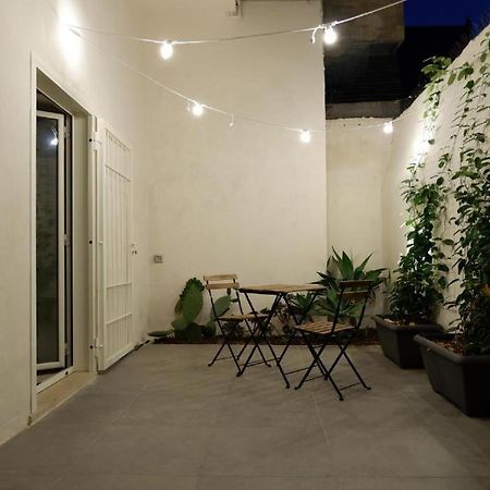 Dante'S Patio Apartment บารี ภายนอก รูปภาพ